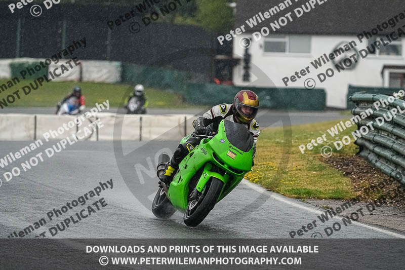 enduro digital images;event digital images;eventdigitalimages;mallory park;mallory park photographs;mallory park trackday;mallory park trackday photographs;no limits trackdays;peter wileman photography;racing digital images;trackday digital images;trackday photos